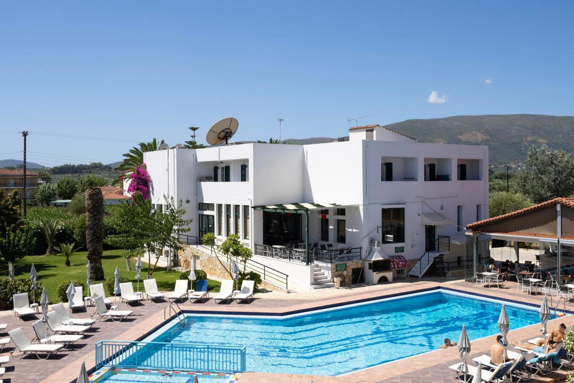 Oscar Hotel Laganas Buitenkant foto