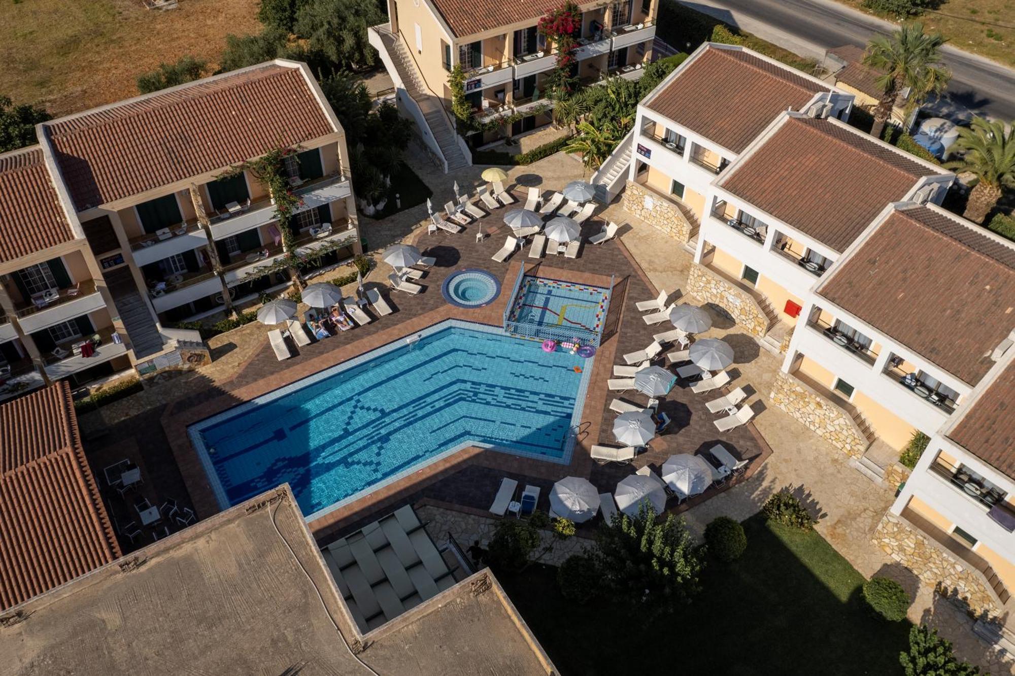 Oscar Hotel Laganas Buitenkant foto
